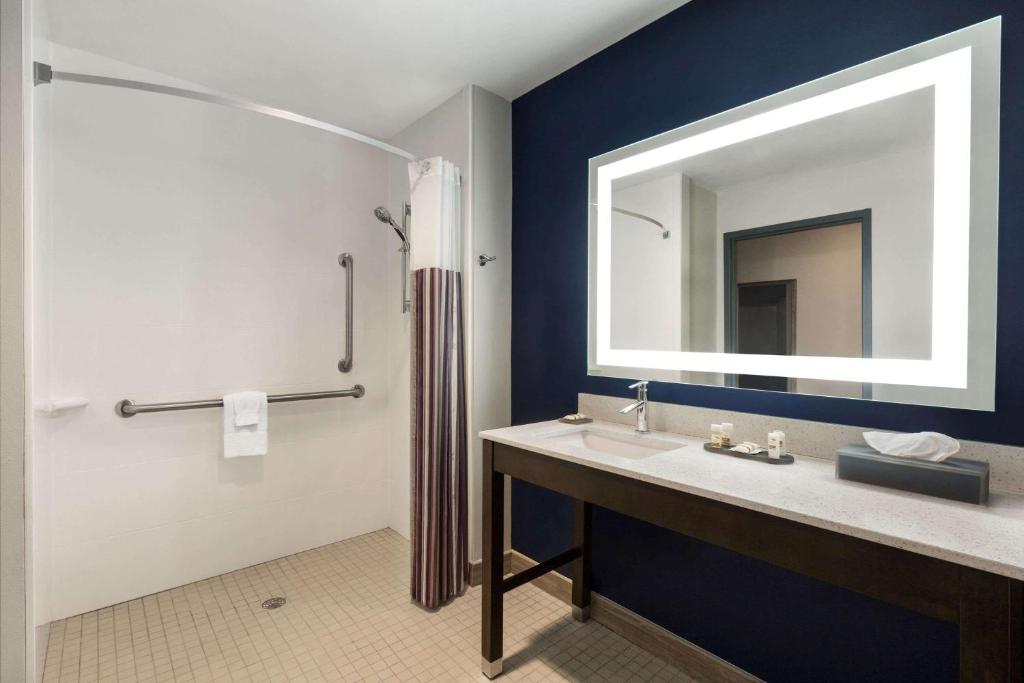La Quinta by Wyndham Rock Hill photo 3