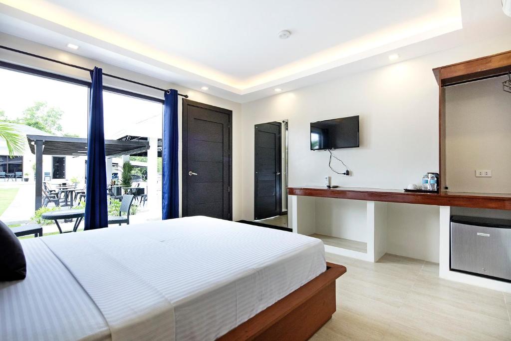 Двухместный (Номер Делюкс с кроватью размера «queen-size»), OHANA, Panglao Resort.