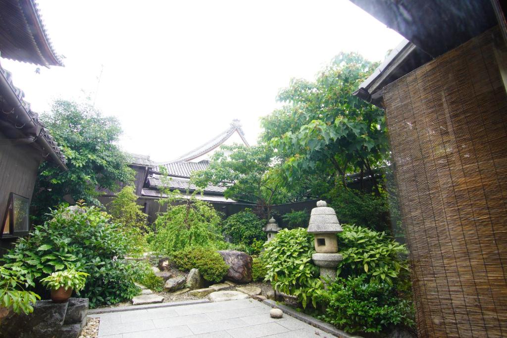Honmachi Juku photo 1