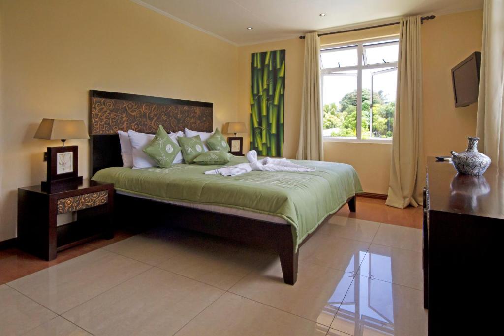 Апартаменты (Апартаменты с 2 спальнями), The Palm Seychelles