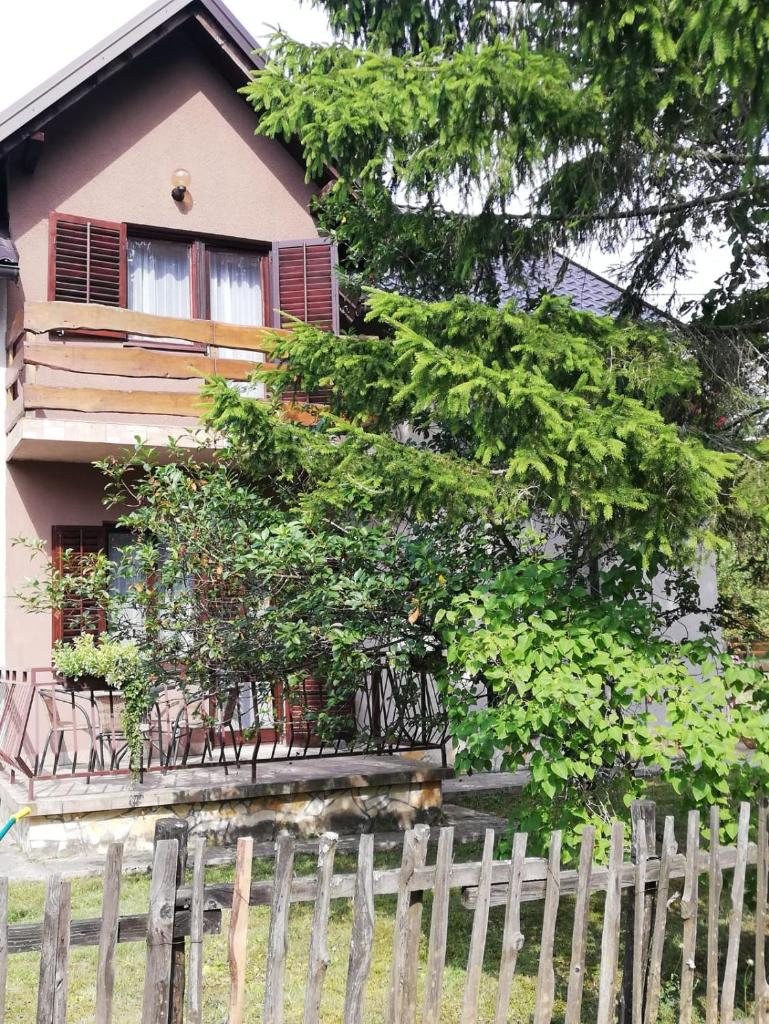 Holiday Home "Iris" near Plitvice Lakes photo 1