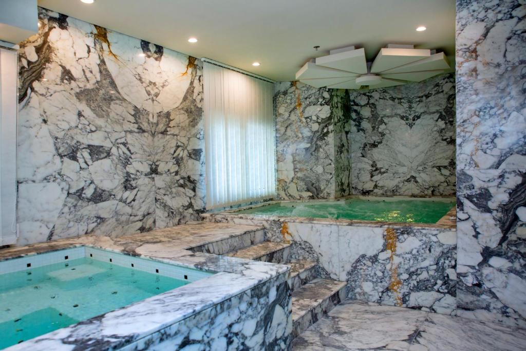 Century Hotel Doha photo 2