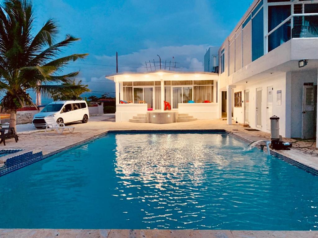 Ventana al Atlantico Boutique Hotel at Arecibo 681 Ocean Drive photo 2
