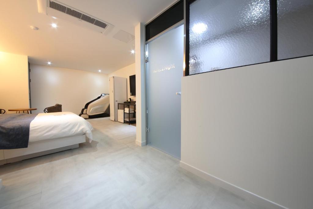 2Night Business Hotel photo 4