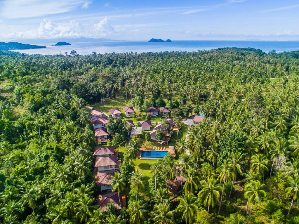 Phangan Akuna