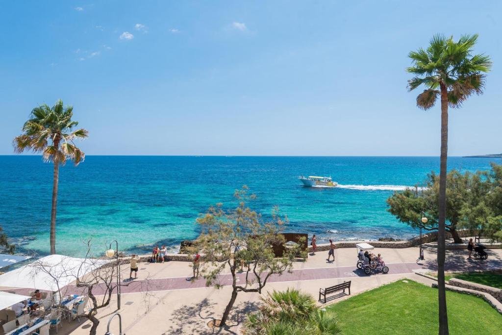 Talaiot Cala Millor photo 3