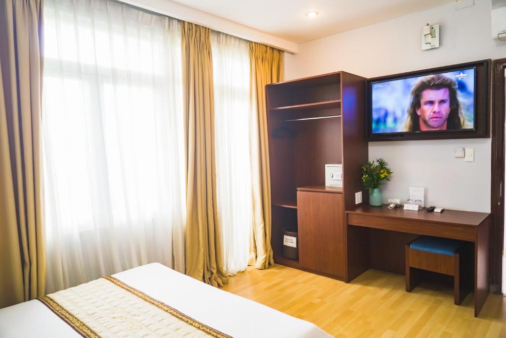 Khách Sạn Đại Á