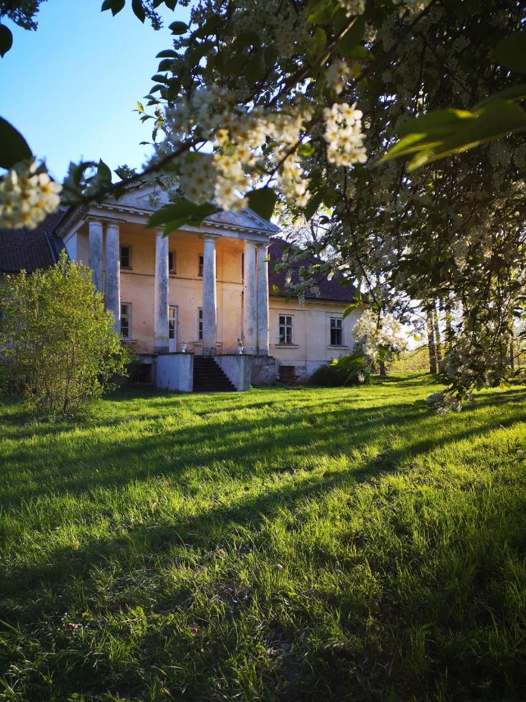 Padures muiža