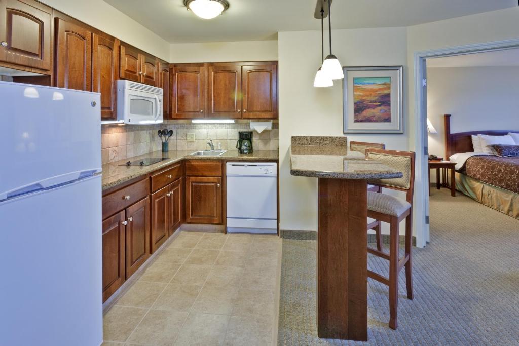 Staybridge Suites Indianapolis-Carmel, an IHG Hotel photo 3