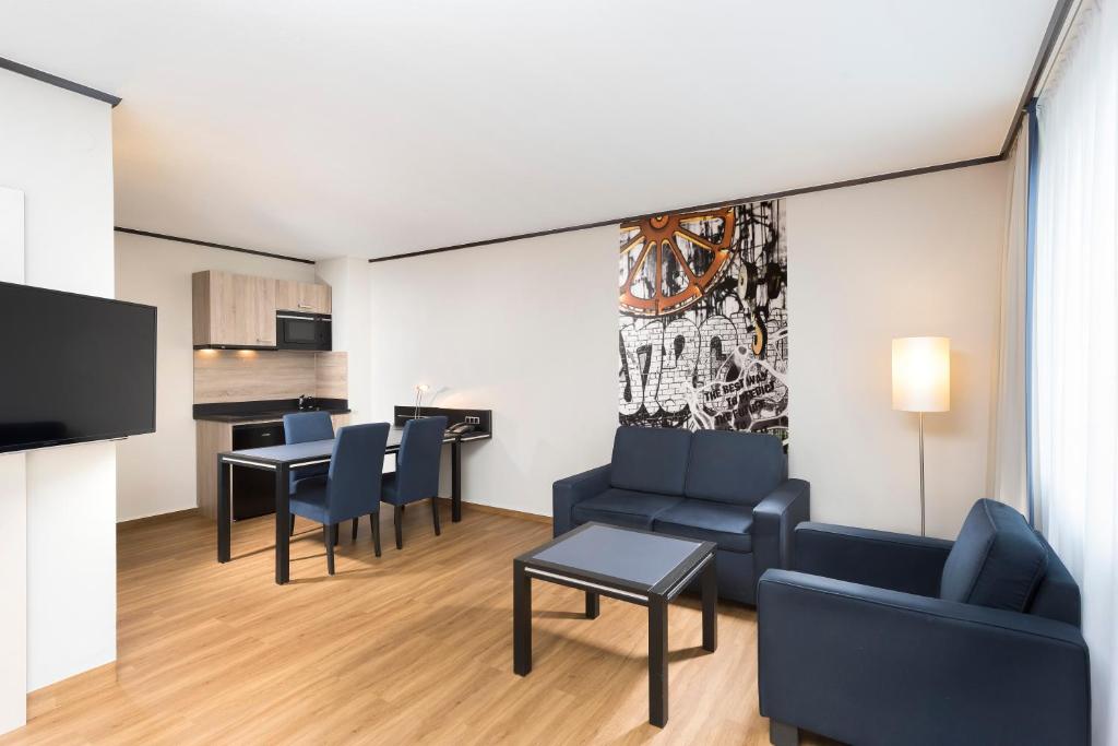 Sunday Hotel Bad Honnef formerly Seminaris Room Type - Family Room