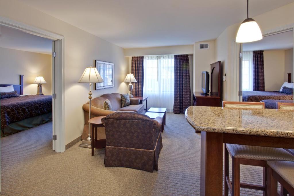 Staybridge Suites Indianapolis-Carmel, an IHG Hotel photo 4