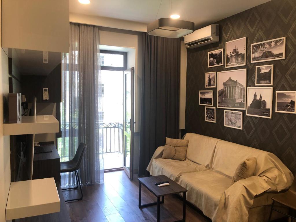 Apartment on Moskovyan 31 photo 1