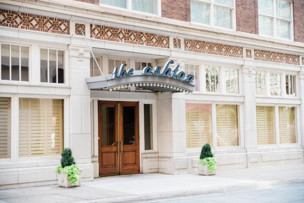 The Ashton Hotel image