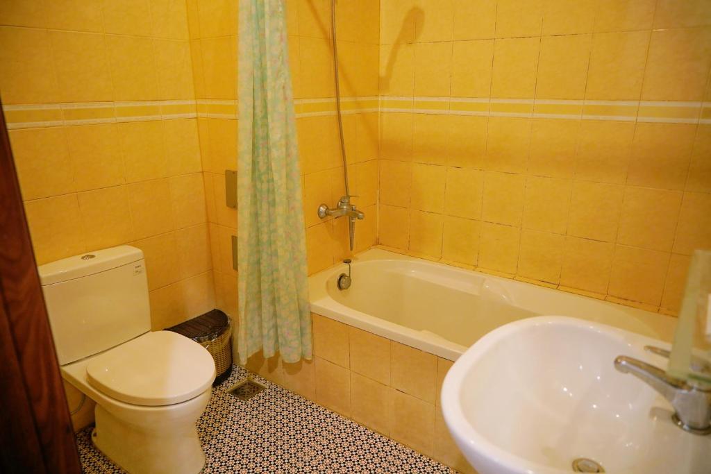 Khách Sạn Đại Á