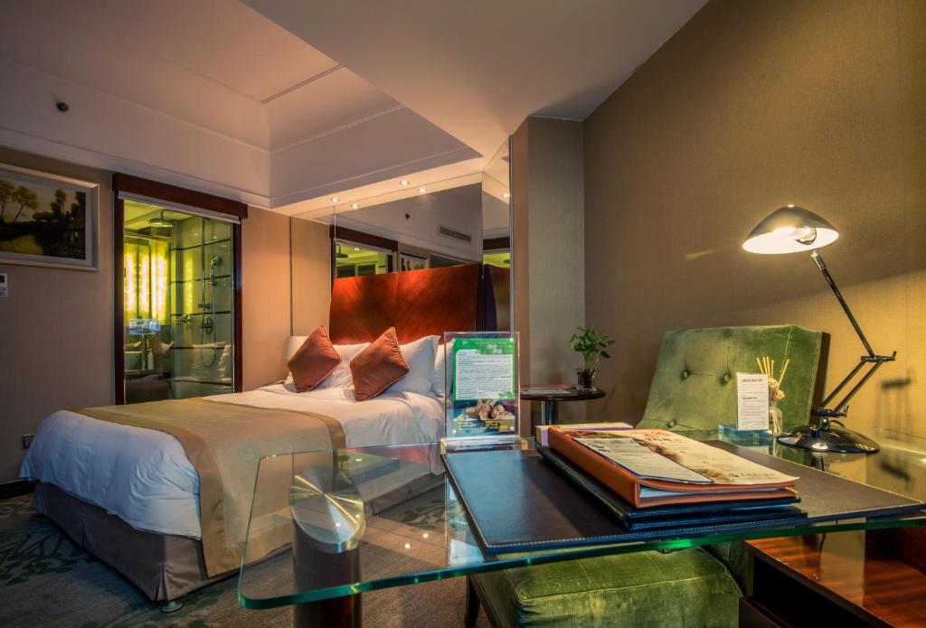Двухместный (Стандартный двухместный номер с 1 кроватью), Merry Hotel Shanghai (Former Rendezvous Merry Hotel Shanghai)