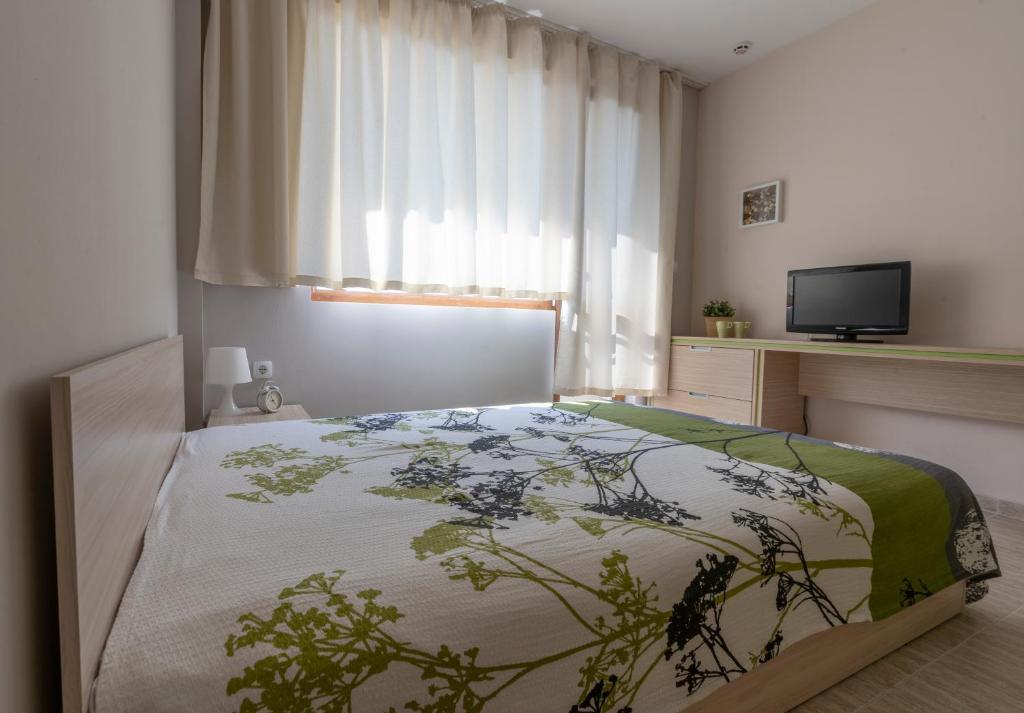 Апартаменты (Номер-студио с видом на город (2 взрослых)), April Studios in Sandanski