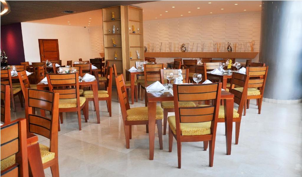 Hotel Atrium Plaza photo 4