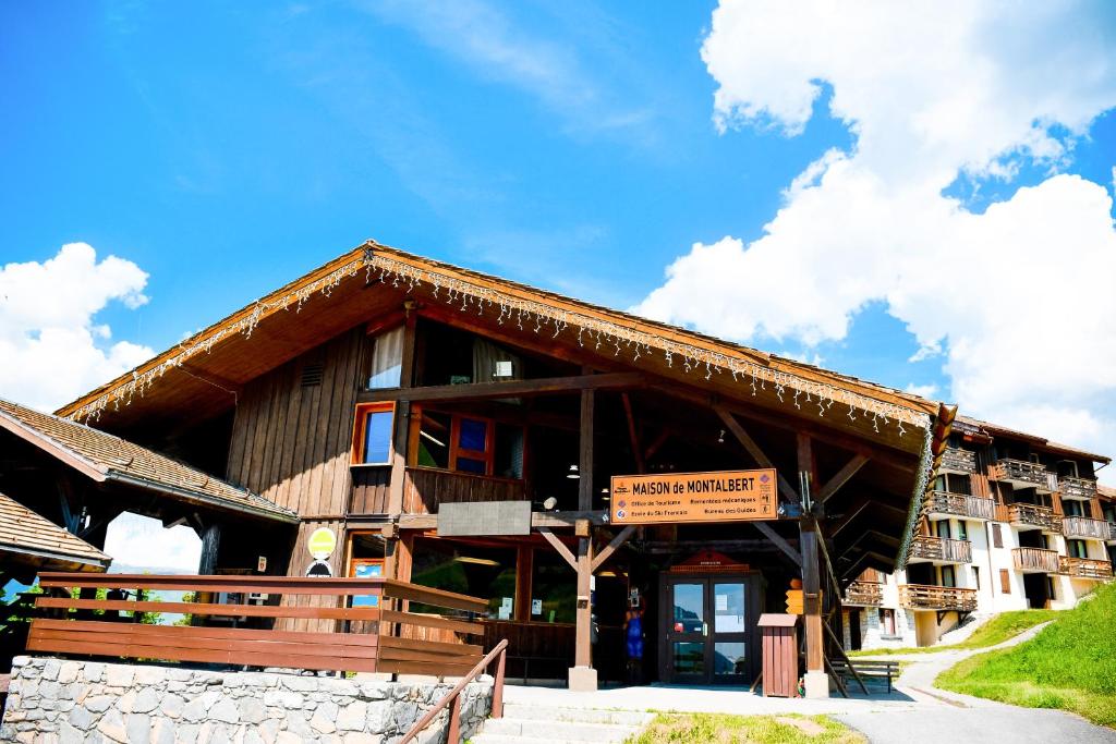 Your apartment near the ski lift photo 3