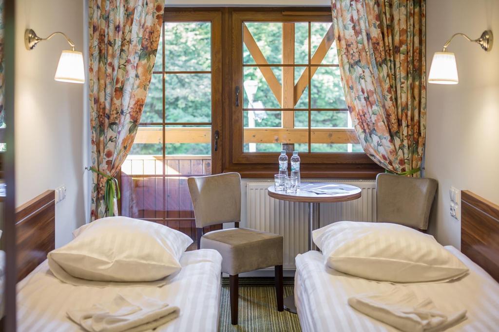Двухместный (Economy Twin Room with small Bathroom), Patio Zajazd