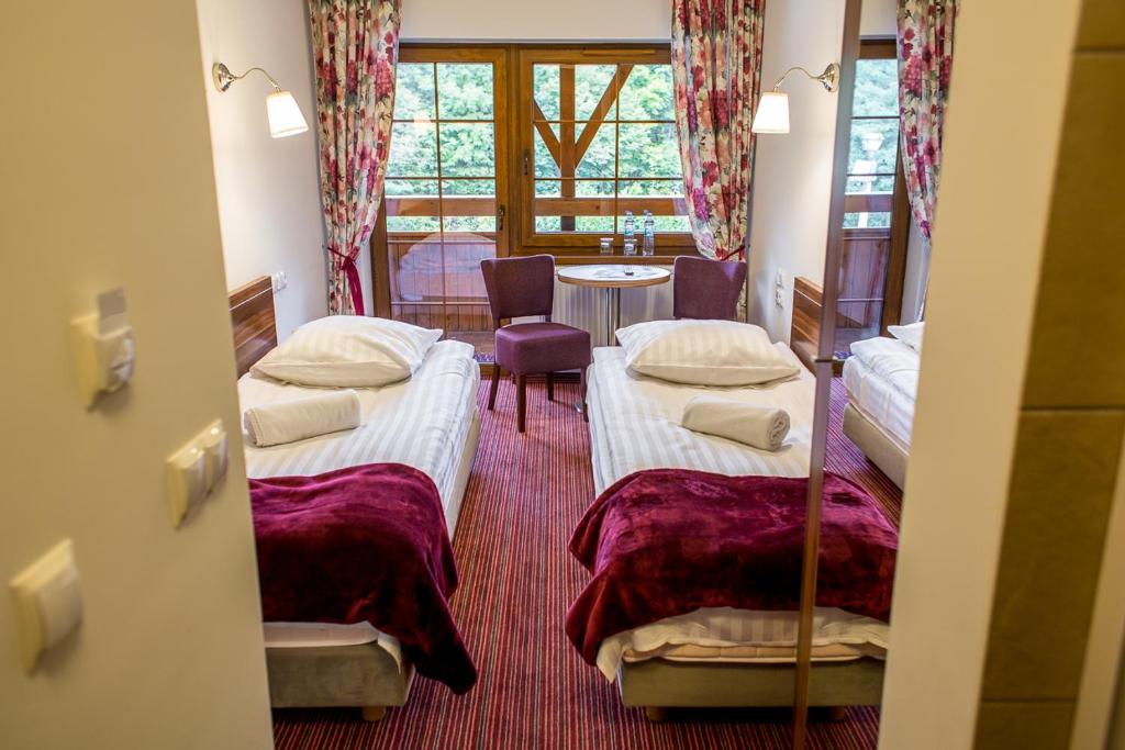 Двухместный (Economy Twin Room with small Bathroom), Patio Zajazd