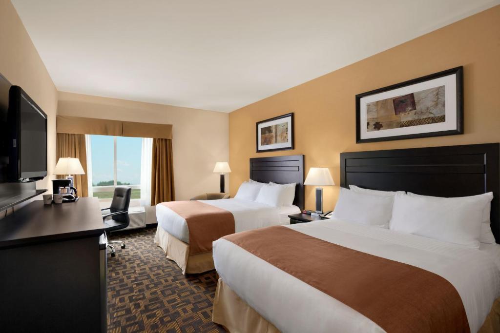 Days Inn & Suites by Wyndham Winnipeg Airport Manitoba photo 3