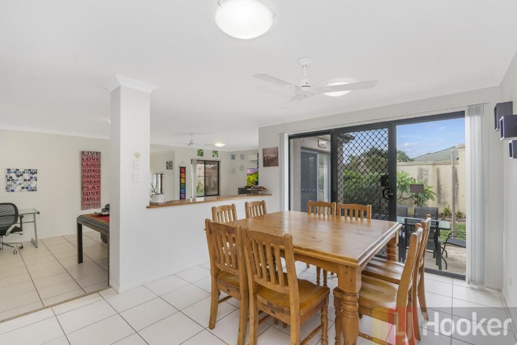 Oceania Beach Paradise LJHooker Yamba photo 2