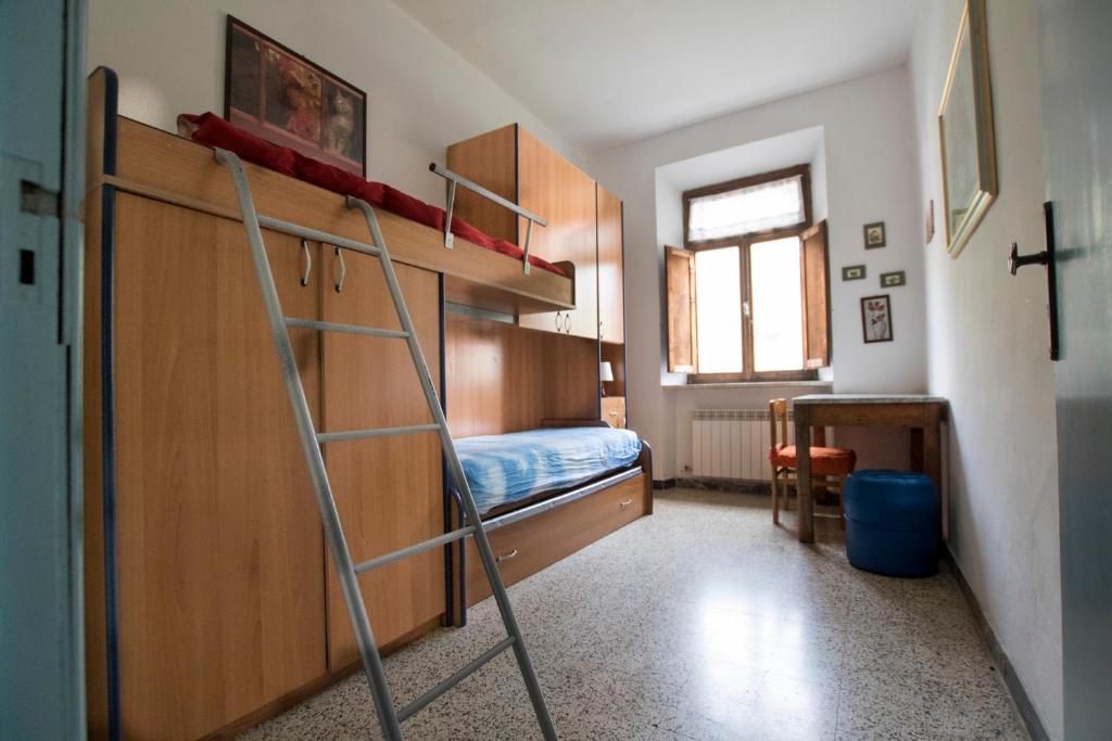 Rustic Tuscan Apartment photo 4