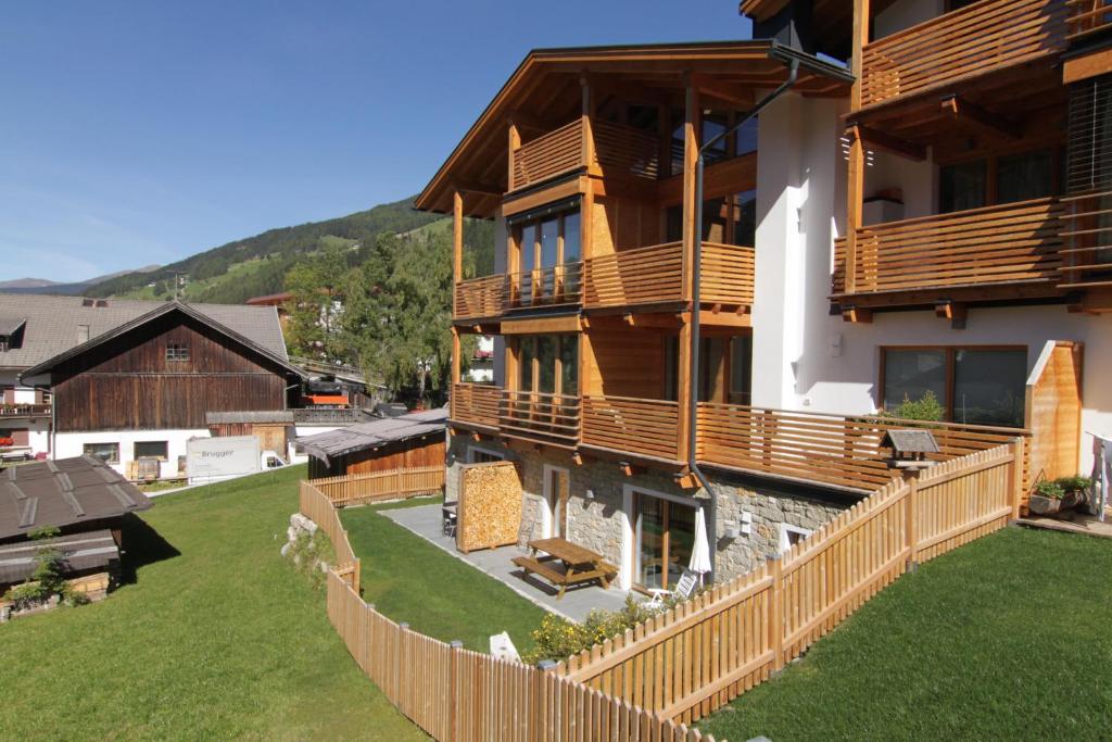 Almrausch Apartments photo 2