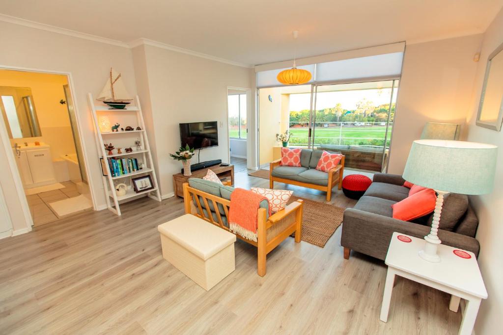 Lazur Holiday Apartment Wilderness photo 3
