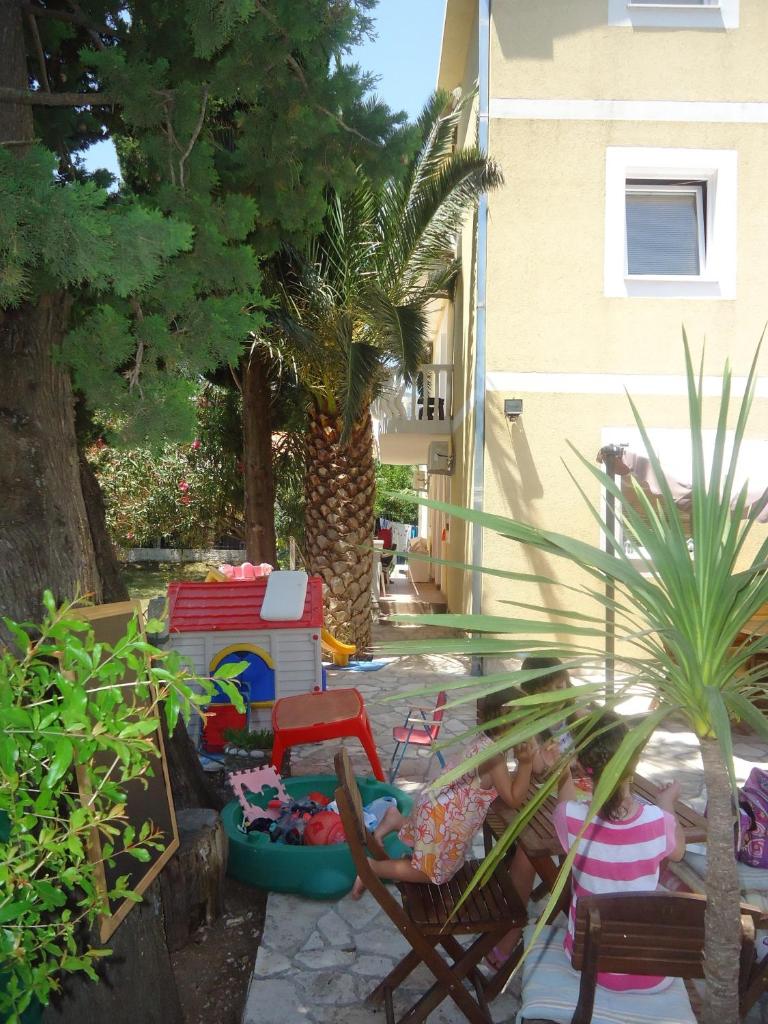Апартаменты (Апартаменты - 1-й этаж), Apartments Beba Zalad