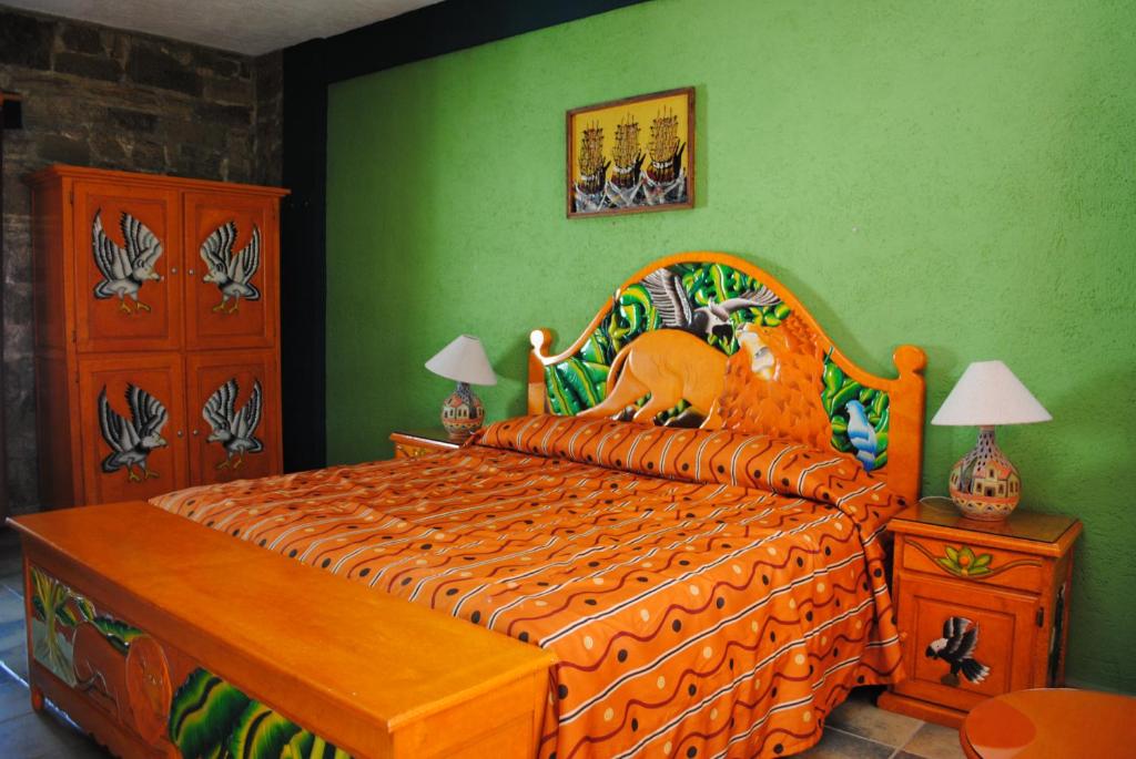 Hotel Posada La Casona de Cortes - Tap to explore photos