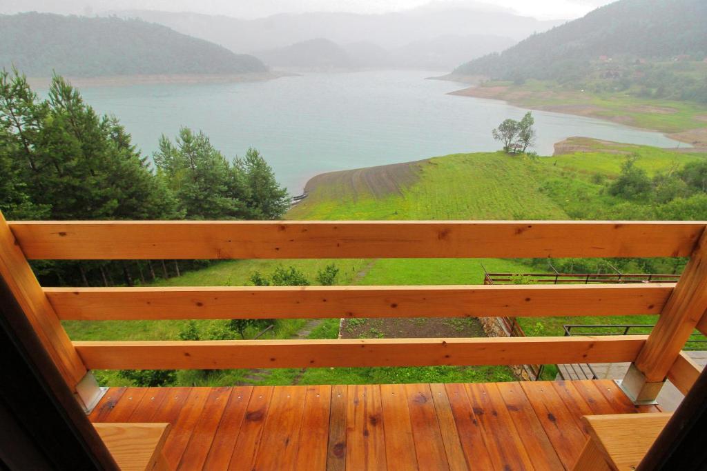 Tara lake apartments photo 3