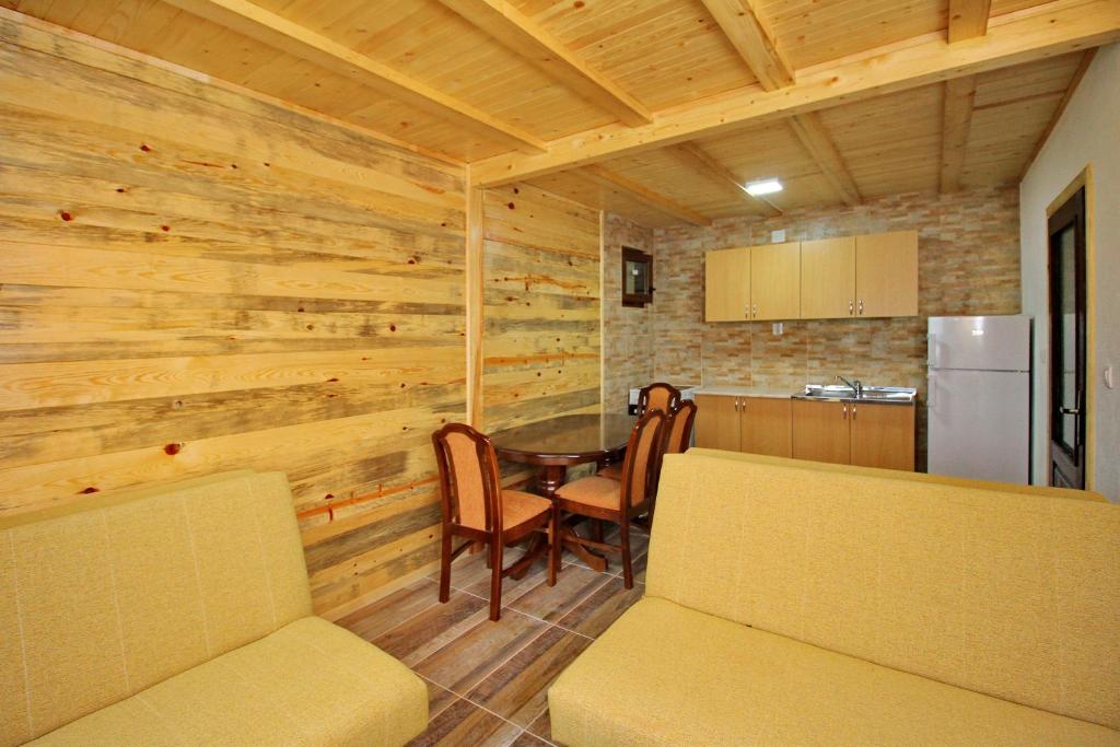 Tara lake apartments photo 4