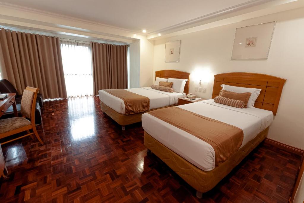Сьюит (Люкс с 1 спальней и балконом), City Garden Suites