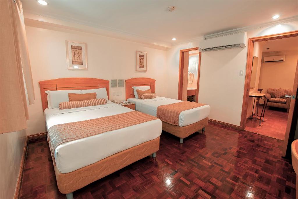Сьюит (Люкс с 1 спальней и балконом), City Garden Suites