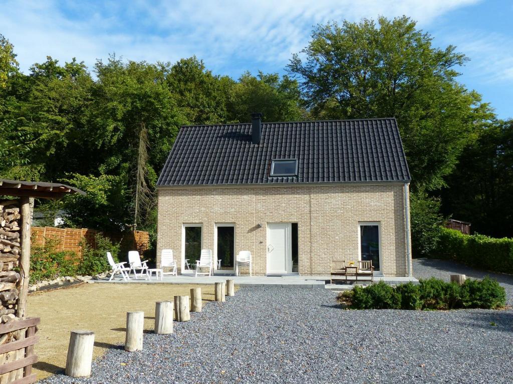 New house on the edge of a large forest large garden very quiet beautiful area photo 3