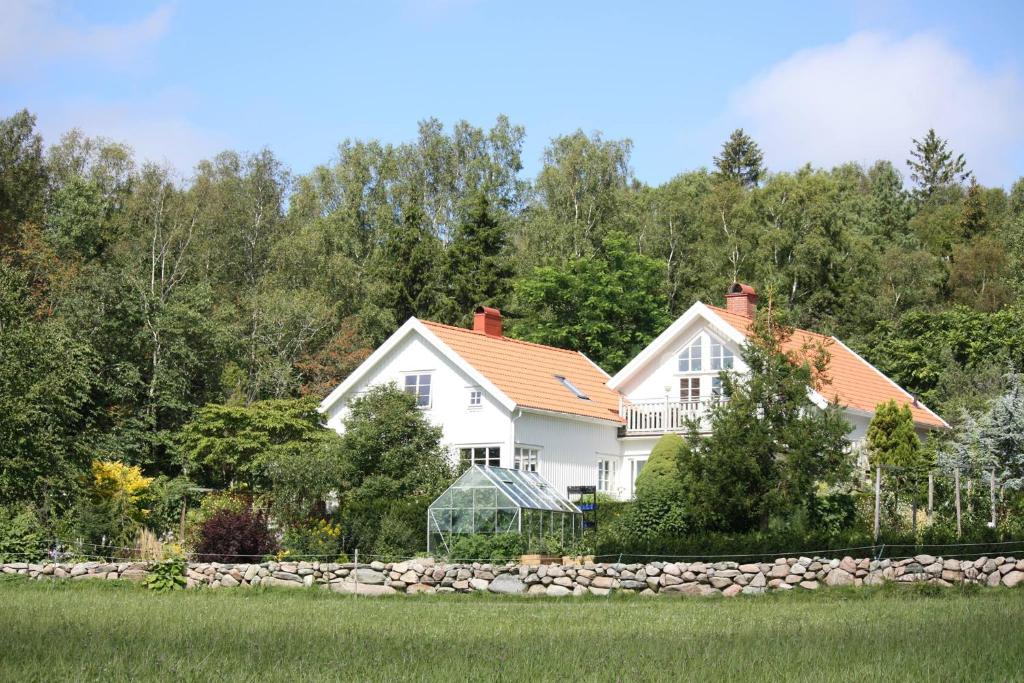 Apartment in the countryside in Tossene Hunnebostrand photo 2