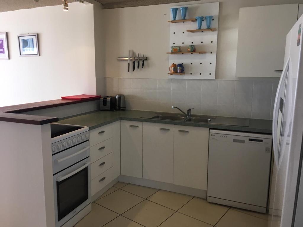 Northpoint Holiday Apartments photo 3