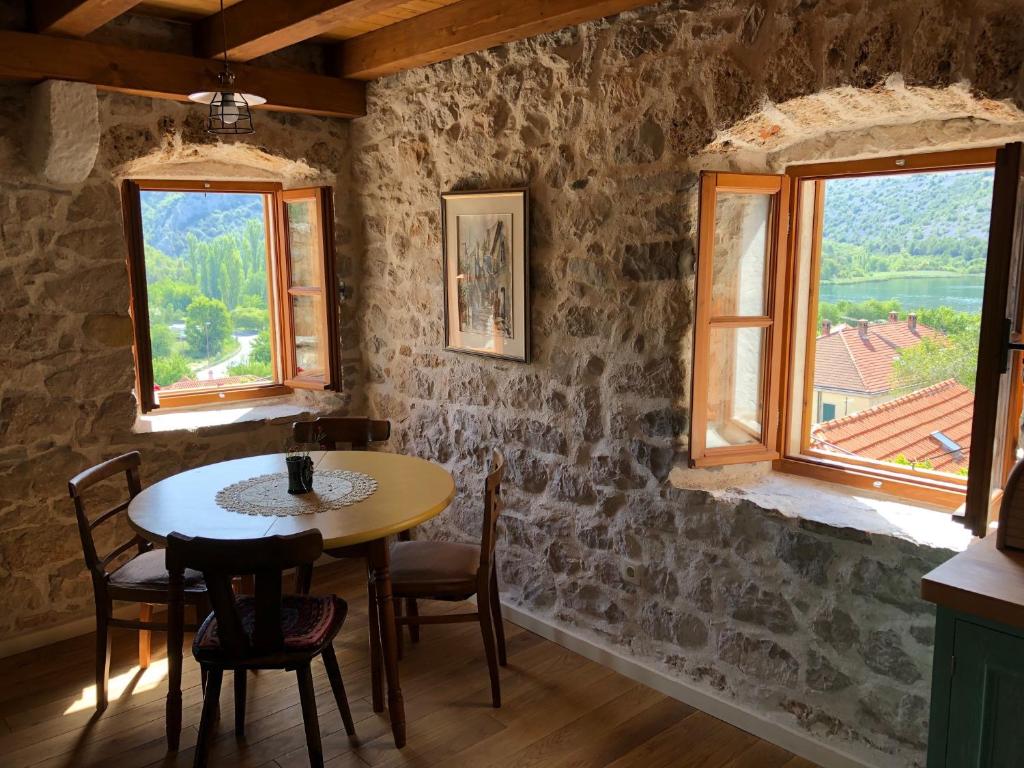 Rustica house photo 2