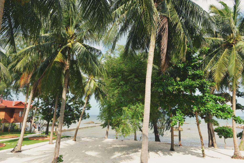Cay Sao Beach Resort