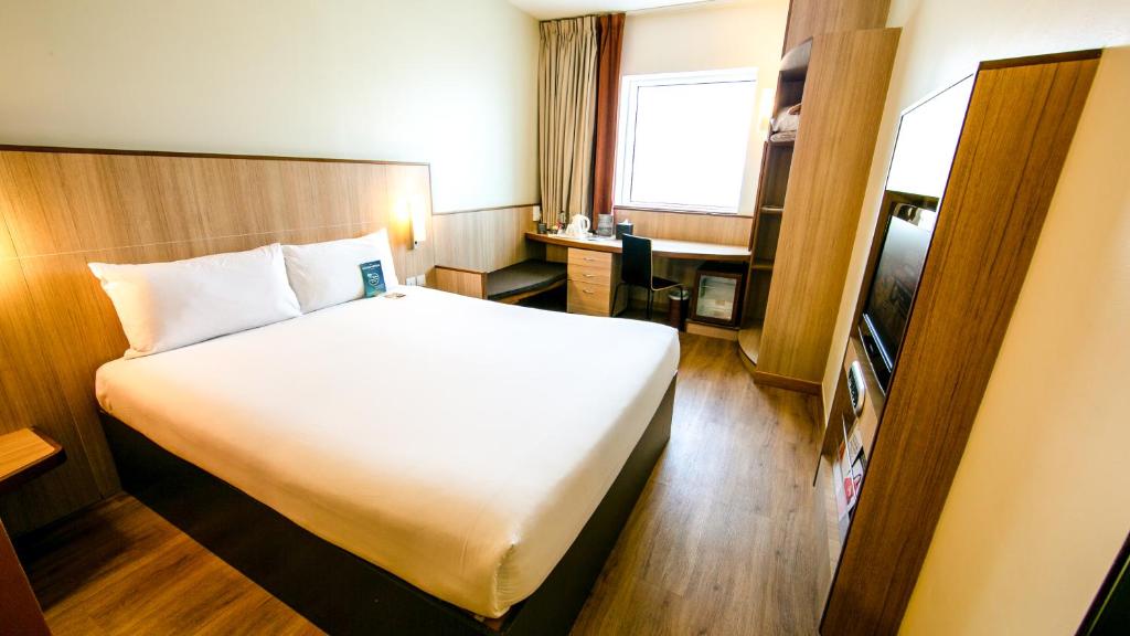 Двухместный (Стандартный двухместный номер с 1 кроватью), Отель Ibis Al Barsha