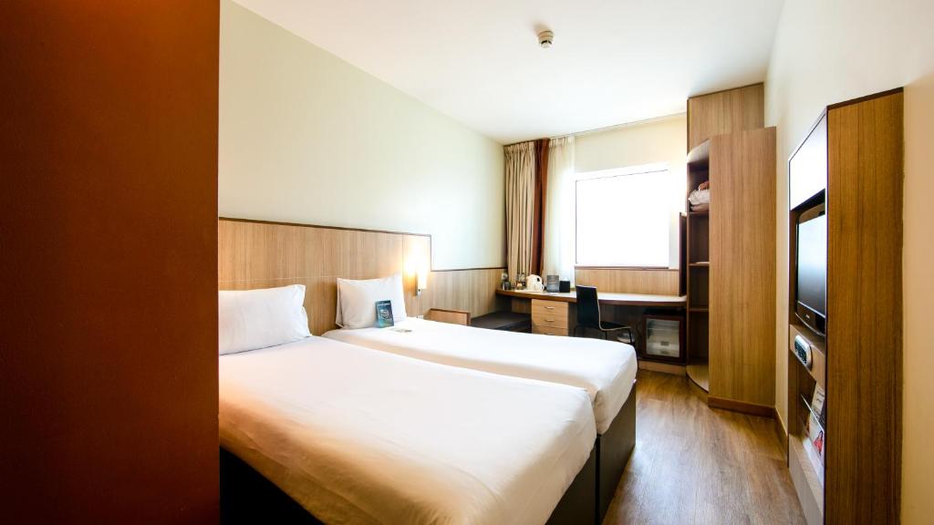 Двухместный (Двухместный номер с 2 отдельными кроватями), Отель Ibis Al Barsha