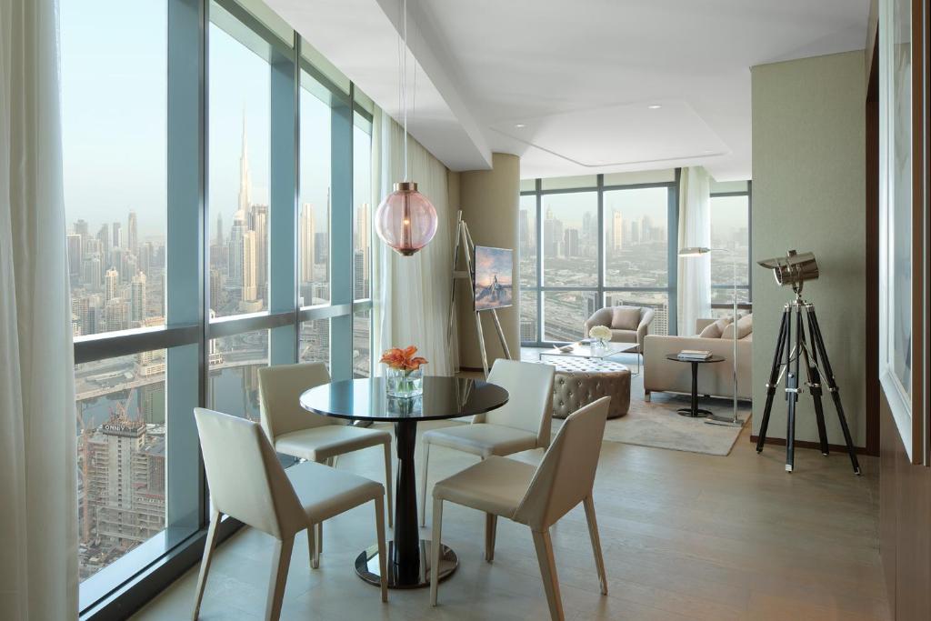 Сьюит (Люкс «Премьер»), Отель Paramount Hotel Dubai
