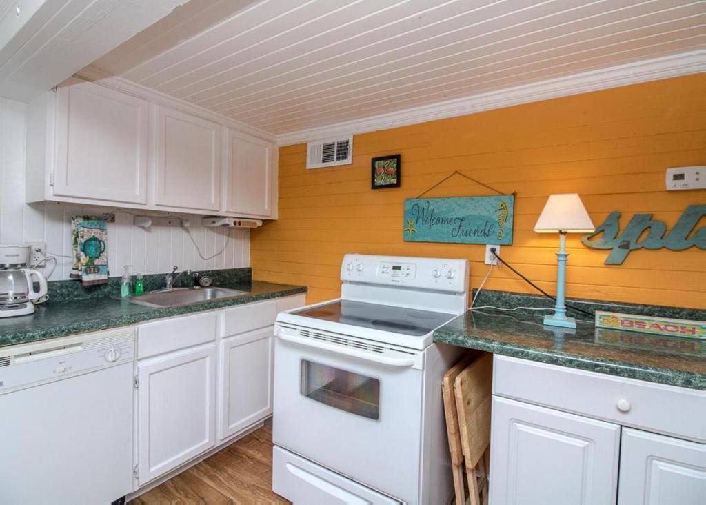 19th St. Beachside Hideaway photo 3