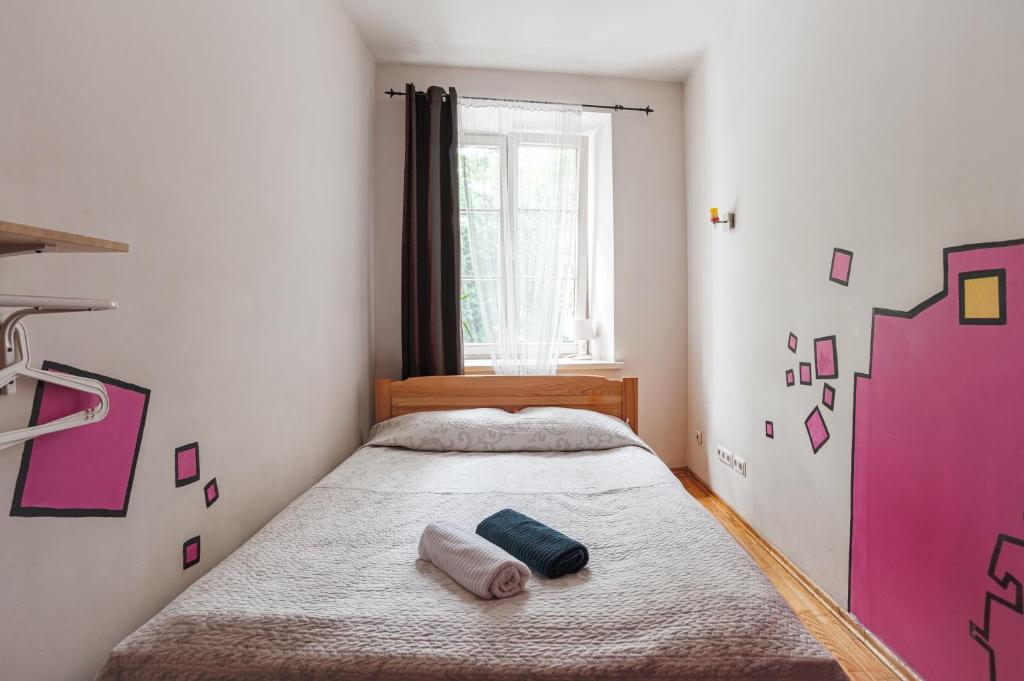Двухместный (Двухместный номер с 1 кроватью и общей ванной комнатой), Pogo Hostel