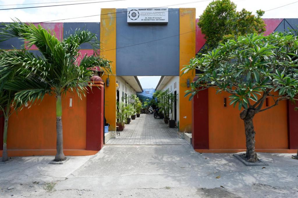 RedDoorz near Mutiara SIS Al Jufrie Airport Palu photo 1