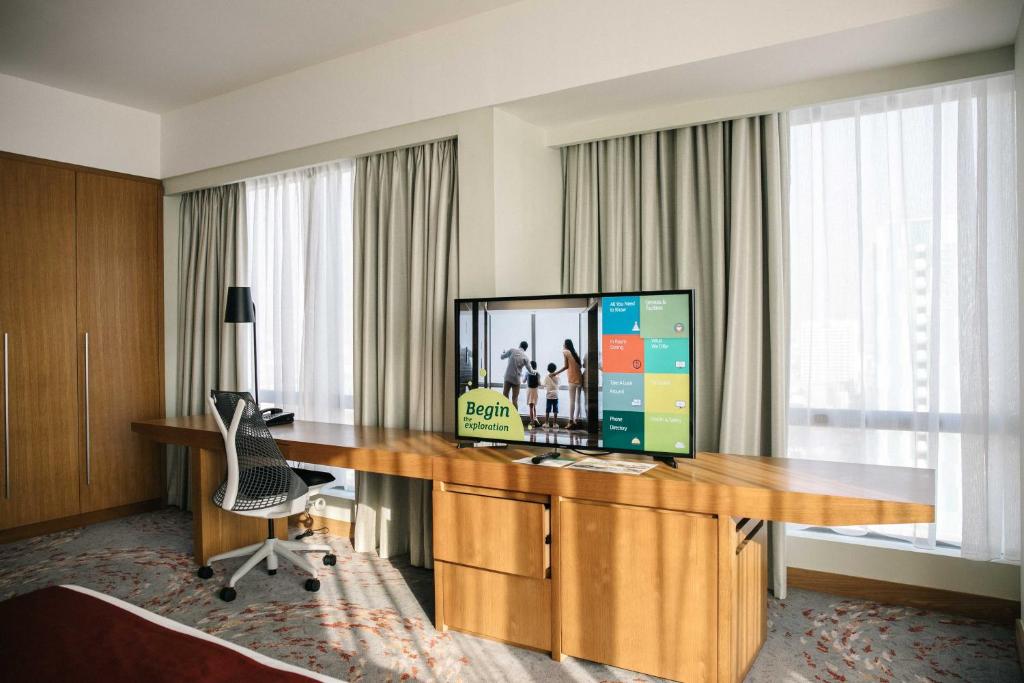 Двухместный (Угловой номер с кроватью размера «king-size» - Для некурящих), Holiday Inn & Suites Jakarta Gajah Mada