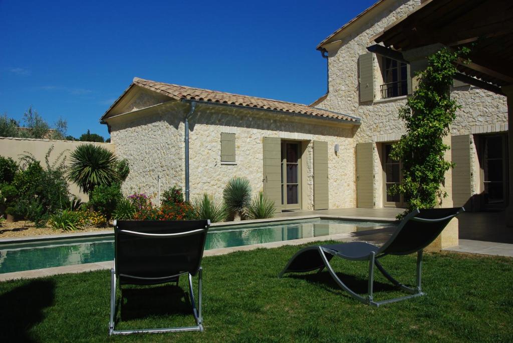 UZES DECOUVERTES photo 1