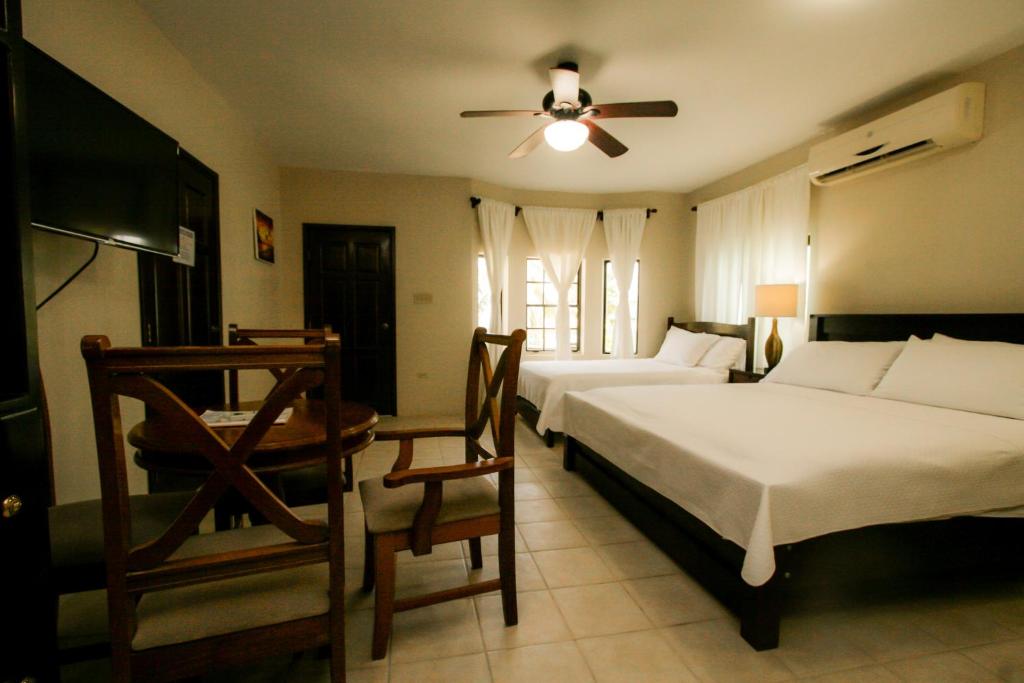 Jan's Hotel photo 4