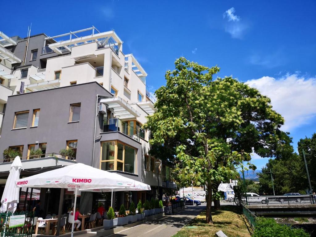 Sky Apartments photo 2